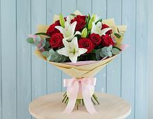 Букет цветов из:  Лилии и Розы в Афанасьево