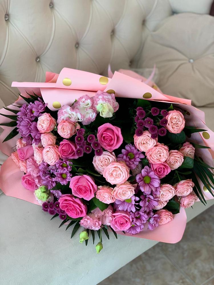 Букет цветов из: Хризантемы, Розы и Лизиантусы в Афанасьево