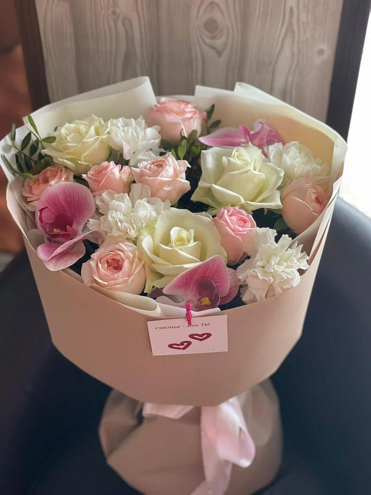 Букет цветов из: Орхидеи, Розы и Гвоздики в Афанасьево