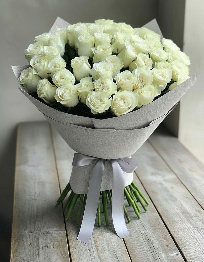 Букет 35 Белых роз в Афанасьево
