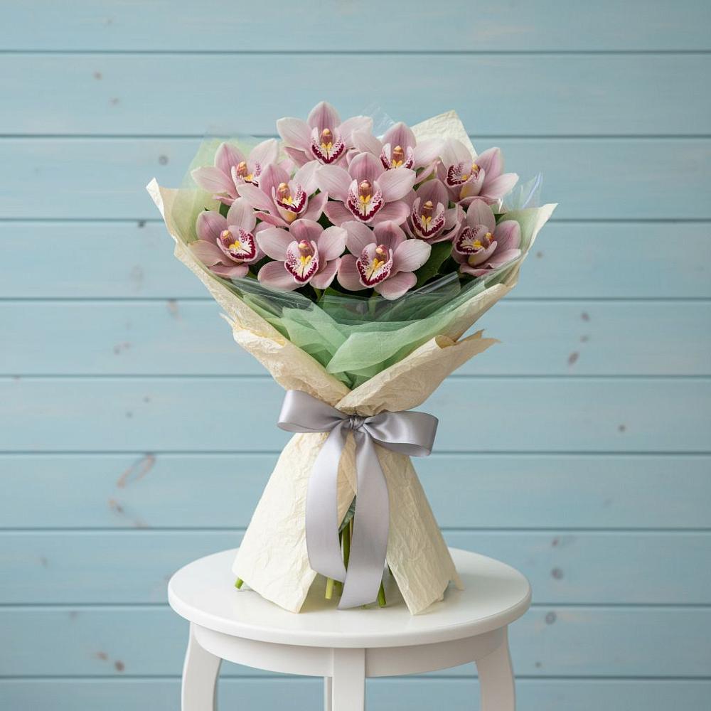 Букет цветов из: Орхидеи и Розы в Афанасьево