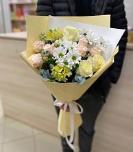 Букет цветов из:  Альстромерии, Розы и Хризантемы в Афанасьево