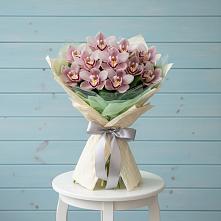 Букет цветов из:  Орхидеи и Розы в Афанасьево