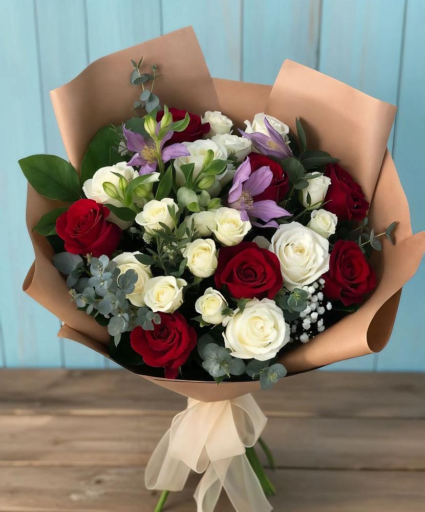 Букет цветов из: Розы и Альстромерии в Афанасьево